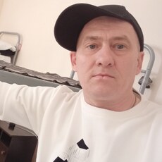 Макс, 46
