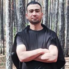 Макс, 29