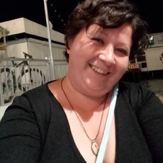 Юлиана, 38