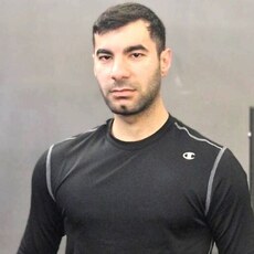 Валентин, 30