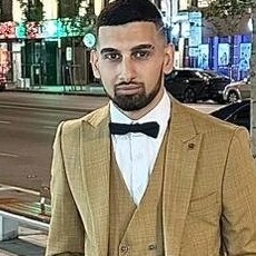 Андрей, 22