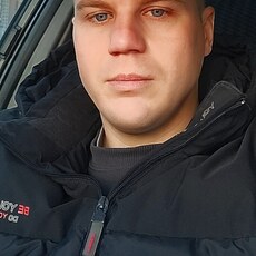 Боря, 31