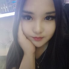 Юлиана, 28