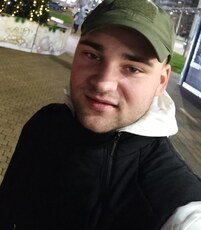 Паша, 30