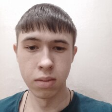 Лаврентий, 21