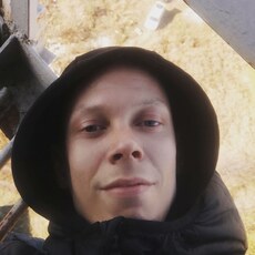 Гоша, 32