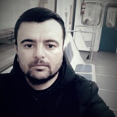 Слава, 35