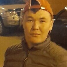 Анатолий, 27