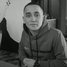 Юрий, 29