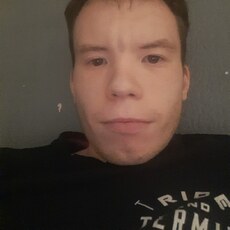Александр, 23