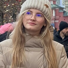 Валерия, 20