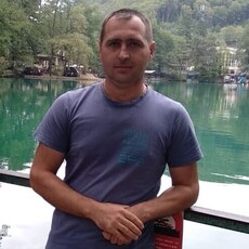 Радомир, 40