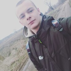 Эдик, 27