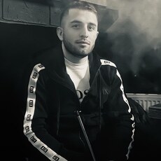 Тим, 29