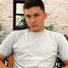Сеня, 33