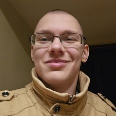 Анатолий, 22