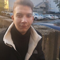 Антон, 23