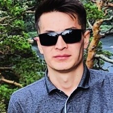 Владимир, 25
