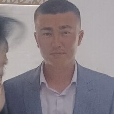 Юрий, 28