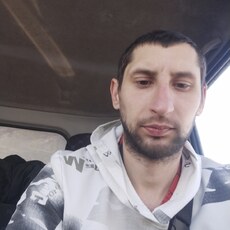 Лев, 30