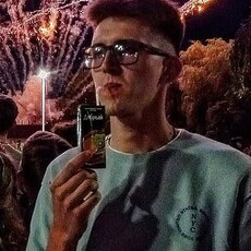 Юрий, 25