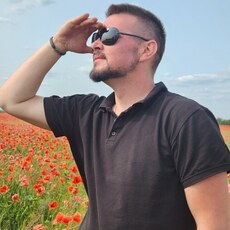 Макс, 35