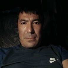 Макс, 36