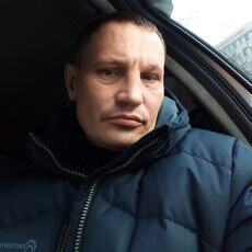 Слава, 42