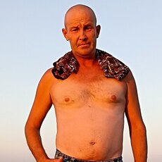 Юра, 42