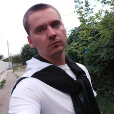 Лёня, 34