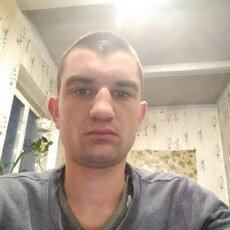 Коля, 26