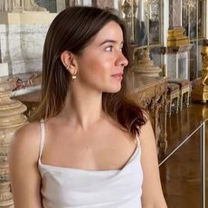 Юлиана, 46