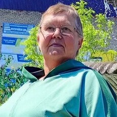Есения, 60