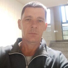 Валентин, 47