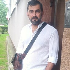 Гена, 42