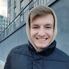 Леонид, 23
