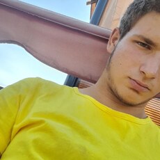 Марик, 21