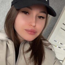 Алина, 23