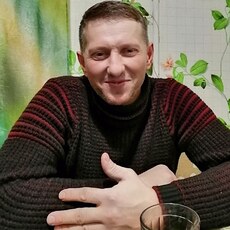 Ростислав, 35
