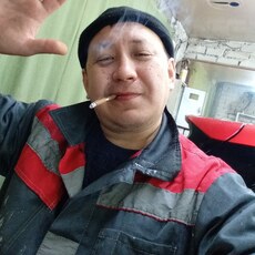 Толя, 40