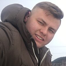 Даня, 27