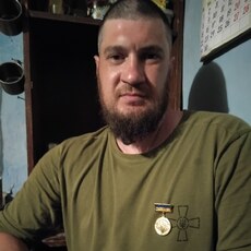 Лёня, 34