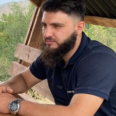 Альбик, 28