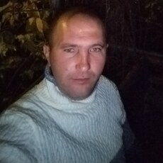 Лёня, 35