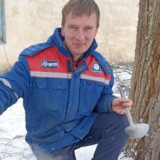 Леонид, 35