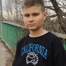 Ярослав, 21