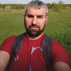 Ярослав, 41