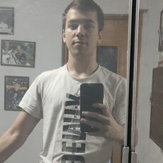 Радомир, 20