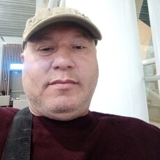 Роман, 53