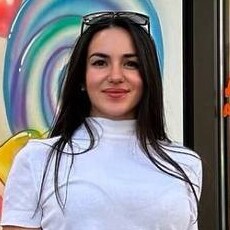 Полина, 27
